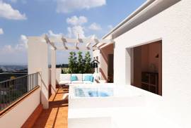 Spectacular new construction duplex with terrace of 70 m2 with gym and chillout area in building in the center of Palamós (Costa Brava)