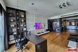 Millennium Residence | 3 Bedrooms and 3 Bathrooms for Sale in Phrom Phong Area of Bangkok