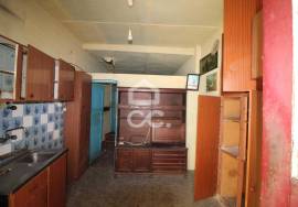 3-storey building to restore in the Historic Area of Chaves