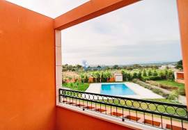 New 3 bedroom villa in Cond. Closed - Orange Golf Village Development - Alcantarilha