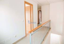New 3 bedroom villa in Cond. Closed - Orange Golf Village Development - Alcantarilha