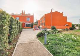 New 3 bedroom villa in Cond. Closed - Orange Golf Village Development - Alcantarilha