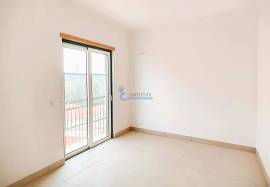 New 3 bedroom villa in Cond. Closed - Orange Golf Village Development - Alcantarilha