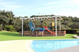 Townhouse T3 available for annual rental - Mexilhoeira Grande