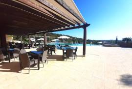 Townhouse T3 available for annual rental - Mexilhoeira Grande