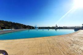 Townhouse T3 available for annual rental - Mexilhoeira Grande