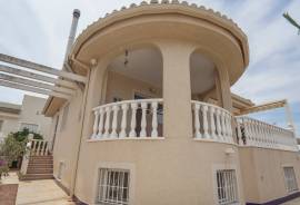 Luxury 5 Bed Villa For Sale In Benijofar Alicante