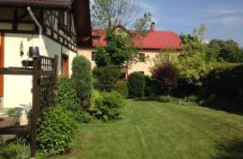 Luxury 4 Bed House for sale in Jaworze