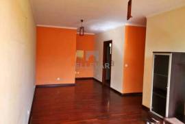 SOLD-----APARTMENT IN CANIÇO T1 WITH PATIO