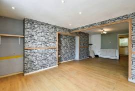2 bedroom, Terraced House for sale
