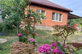 Дом 60 м2 на участке 4 сотки.
