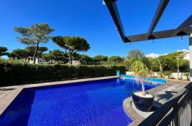 Luxury 7 Bed Villa For Sale in Vila Sol Golf Resort Portugal