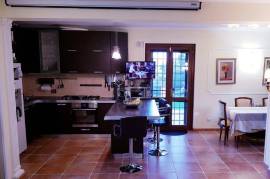 Stunning 4 bed Villa For Sale in National park of Veio Rome Lazio Italy