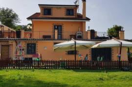 Stunning 4 bed Villa For Sale in National park of Veio Rome Lazio Italy