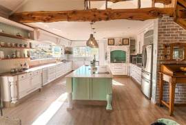 Stunning Farmhouse & Separate Cottages For Sale in Kokstad KwaZulu-Natal South Africa