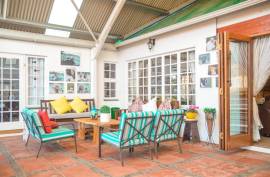 Stunning Farmhouse & Separate Cottages For Sale in Kokstad KwaZulu-Natal South Africa