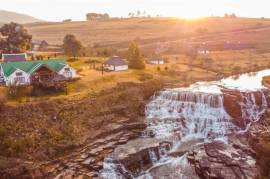 Stunning Farmhouse & Separate Cottages For Sale in Kokstad KwaZulu-Natal South Africa