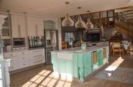 Stunning Farmhouse & Separate Cottages For Sale in Kokstad KwaZulu-Natal South Africa