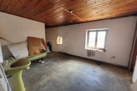 Manor House With Flexible Accommodation with Huge Garage