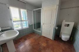 Beautiful Town House, Garage, Small Garden And Terraces Beautiful Town House, Garage, Small Garden And Terraces