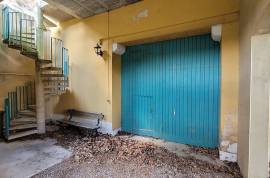 Beautiful Town House, Garage, Small Garden And Terraces Beautiful Town House, Garage, Small Garden And Terraces