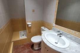 Beautiful Town House, Garage, Small Garden And Terraces Beautiful Town House, Garage, Small Garden And Terraces