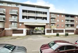 1 bedroom, Studio flat for sale