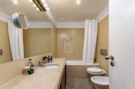 Penthouse 3+1 beds apartment with balcony and garage