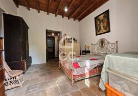 House with 3+2 Bedrooms - Matriz - Ribeira Grande