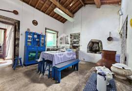 House with 3+2 Bedrooms - Matriz - Ribeira Grande
