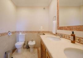 Elegant 3-Bedroom Duplex Apartment  with Ocean Views in Palheiro Village, Funchal