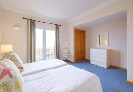 Elegant 3-Bedroom Duplex Apartment  with Ocean Views in Palheiro Village, Funchal