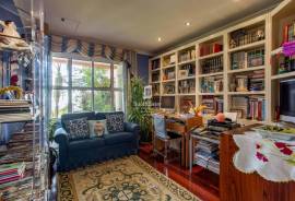 Panoramic Ocean and Funchal views from premium villa in Neves