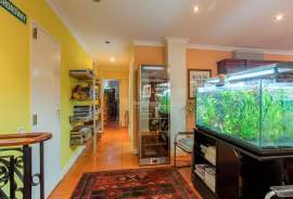 Panoramic Ocean and Funchal views from premium villa in Neves
