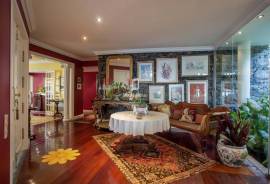 Panoramic Ocean and Funchal views from premium villa in Neves