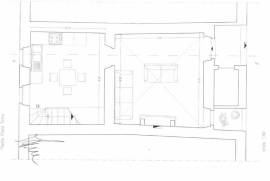 3 Bed Terraced house For Renovation For Sale In Vallespecara Italy