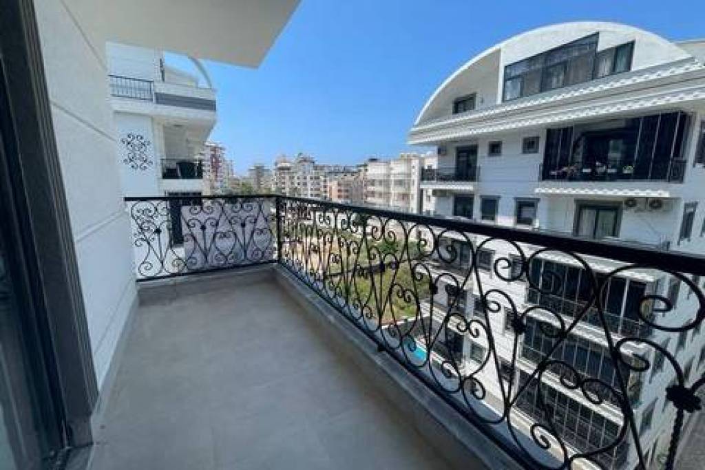 Excellent 1 Bed Apartment For Sale in Best Life 6 Complex Mahmutlar