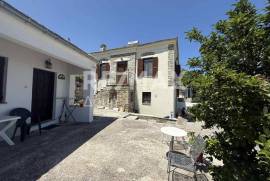 Apartment 160 sq.m for sale