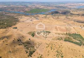 Land Reguengos de Monsaraz