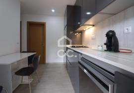 3 bedroom apartment with terrace and storage