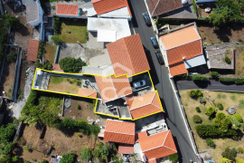 3 bedroom villa with garage - São Mateus