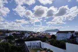 3 bedroom villa with garage - São Mateus