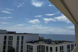 Luxury waterfront apartments with private access to the sea