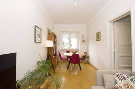 2 bedroom apartment transformed into 1 bedroom apartment in Benfica with storage room