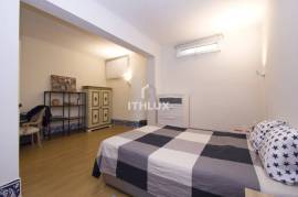 2 bedroom apartment transformed into 1 bedroom apartment in Benfica with storage room