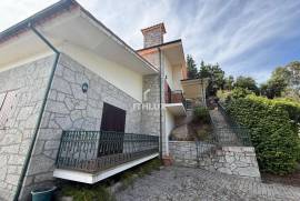 5 bedroom villa with spectacular garden in Esposende