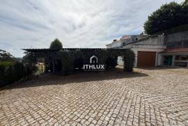 5 bedroom villa with spectacular garden in Esposende
