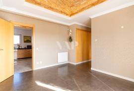 Luxury 3+1 bedroom villa in private condominium with pool, Vilamoura