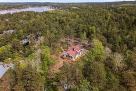 4 Bed Cottage For Sale In Kaholmen Kråkerøy