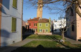 Excellent 2 Bed House for Sale In Burano Venezia